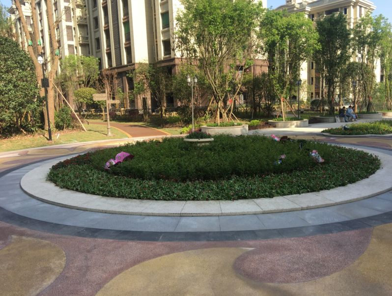 馬賽莊園園林景觀日常整改正在進行中 - 重慶世紀金馬實業.